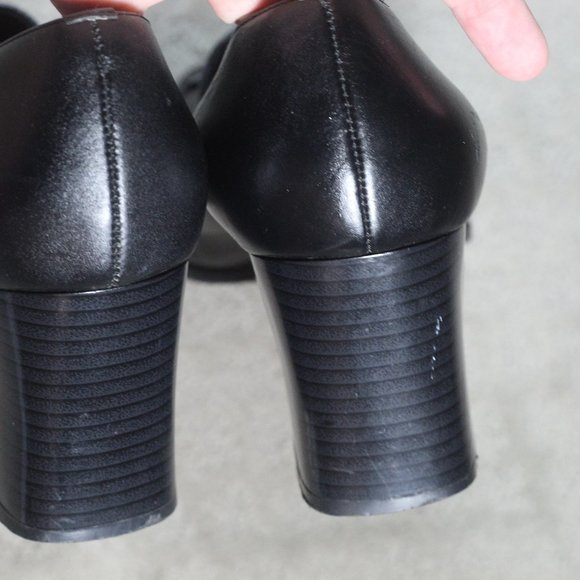 Mootsies Tootsies Size 9M Black Leather 3" Block Heel Loafers - Picture 5 of 6